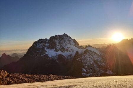 Trek & Climb: Glacier Velo de la Novia (5,269m) – 3 or 4 Days