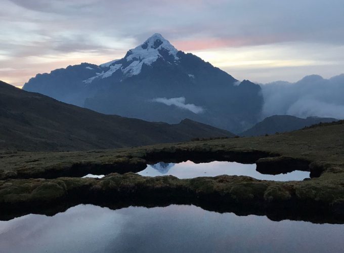 Trek & Climb: Glaciar Halancoma – 2 to 3 Days
